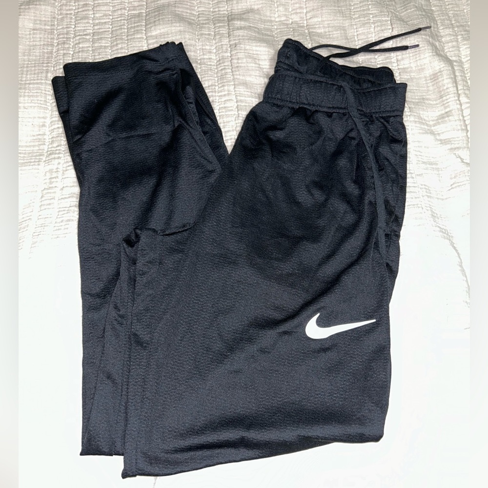 Nike Black DriFit Men’s Pants MEDIUM